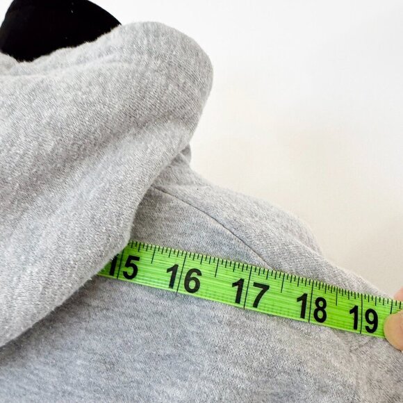 UBC SWEATER HOODIE *FLAW SHOWN - Picture 7 of 8